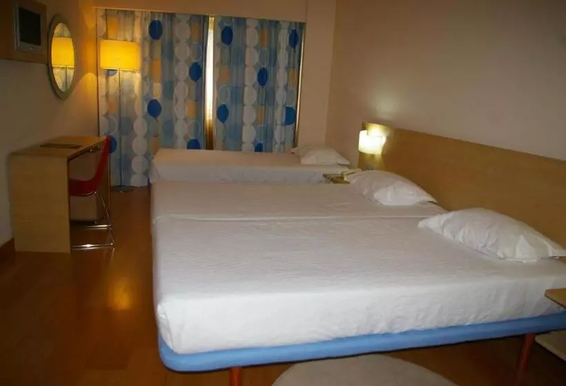 Quarto Triplo Standart, Turismo De Trancoso