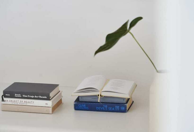 סוויטה נוף לגינה, Andronis Minois