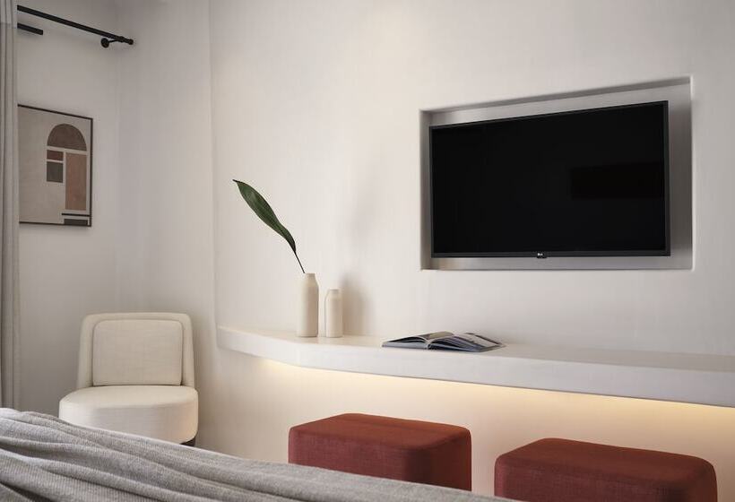 סוויטה נוף לגינה, Andronis Minois