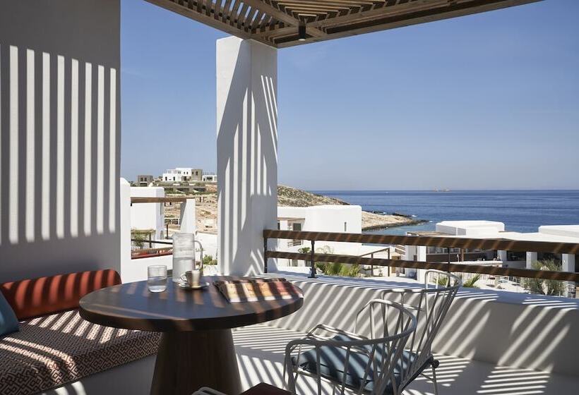 סוויטה צדדית נוף לים, Andronis Minois