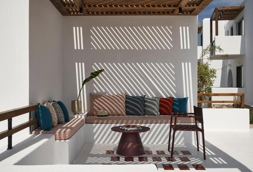 סוויטה צדדית נוף לים, Andronis Minois