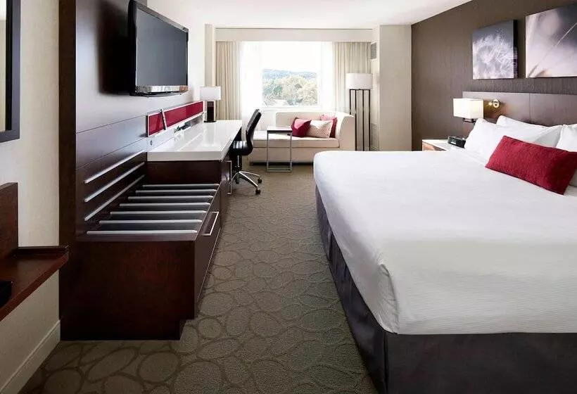 اتاق استاندارد با تخت دوبل, Delta Hotels By Marriott Fredericton