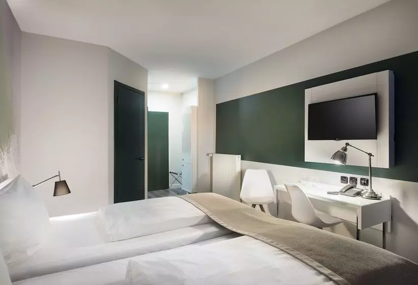 スタンダードトリプルルーム, Days Inn Dessau