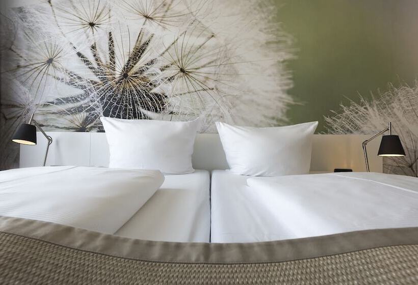 标准三人间, Days Inn Dessau