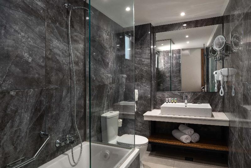 주니어 스위트, Grand Crystal Kedah