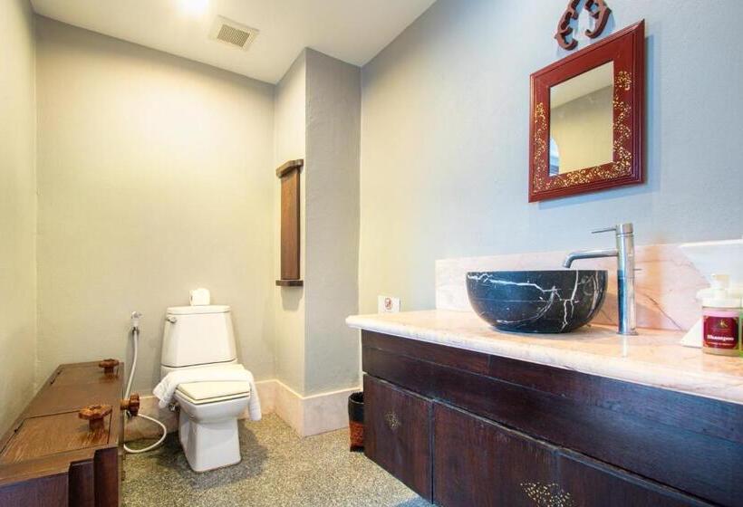 Family Suite, Gudi Boutique