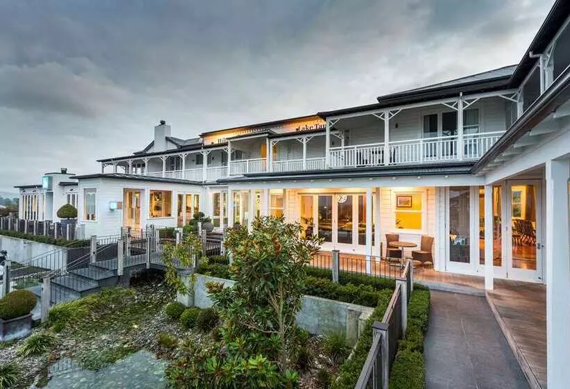 اتاق لوکس با تخت بزرگ, Hilton Lake Taupo