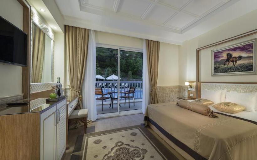 Номер Клуб, Nirvana Dolce Vita   Ultra All Inclusive