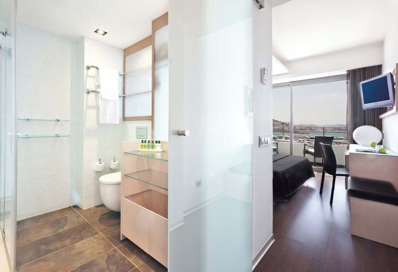 اتاق لوکس با چشم‌انداز دریا, Ocean Drive Ibiza