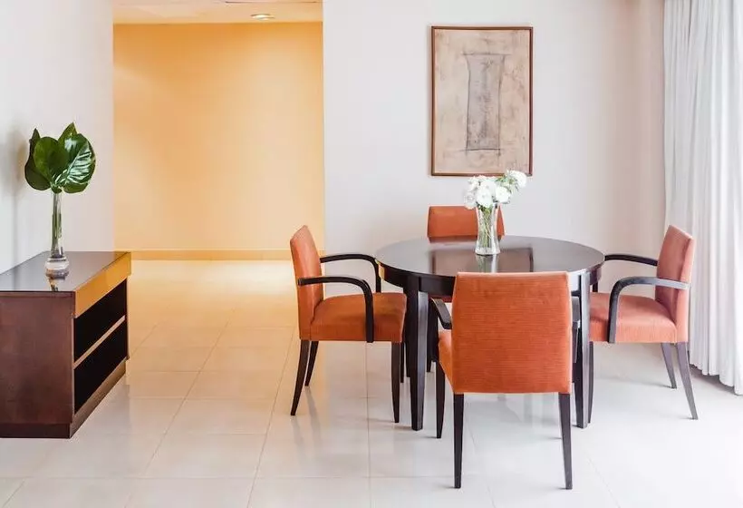 سوییت جونیور, Sheraton Salta