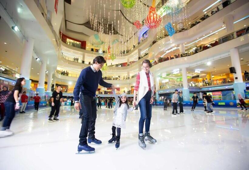 패밀리 스위트, Sunway Pyramid