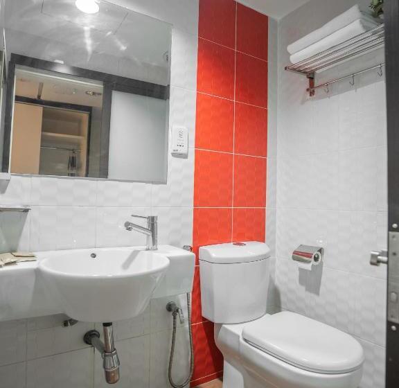 Superior Rum, Floresta Hotel Chinatown