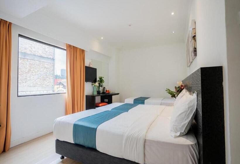 Standard Trippelrum, Floresta Hotel Chinatown