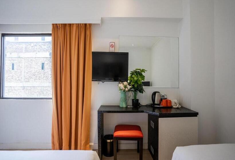 Standard Trippelrum, Floresta Hotel Chinatown