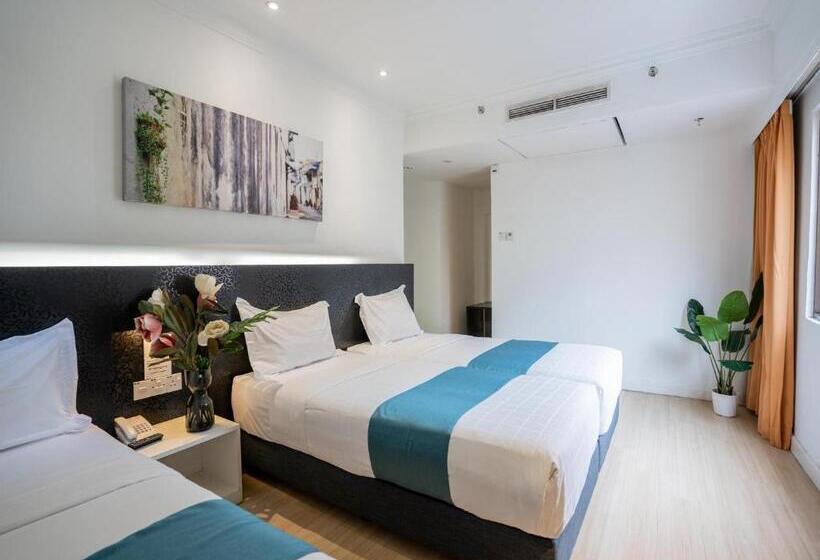 Standard Trippelrum, Floresta Hotel Chinatown