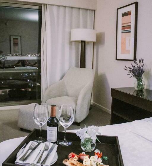 클럽 룸 킹침대, Sheraton Salta