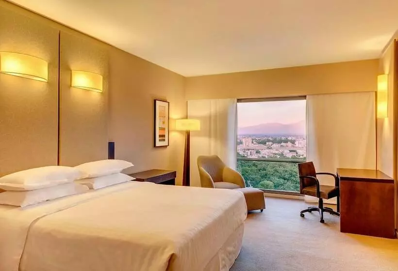 سوئیت کلاب, Sheraton Salta