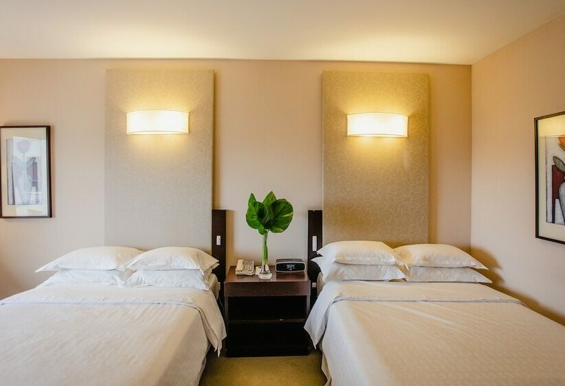 스탠다드 룸 더블 침대 2개, Sheraton Salta