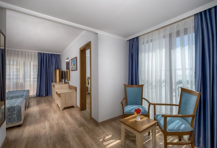 家庭间, Stella Beach All Inclusive