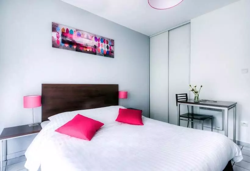 استودیوی استاندارد, Comfort Aparthotel Besancon La City