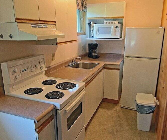 منزل غرفتين نوم, Colonial Bay Motel And Cottages