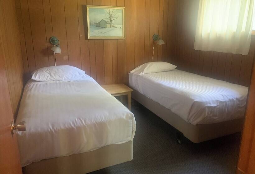 침실 2개 주택, Colonial Bay Motel And Cottages