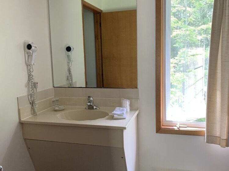 غرفة قياسية, Colonial Bay Motel And Cottages