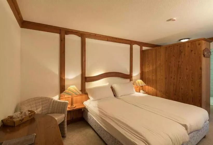 スタンダードルーム, Hôtel Chalet Royal