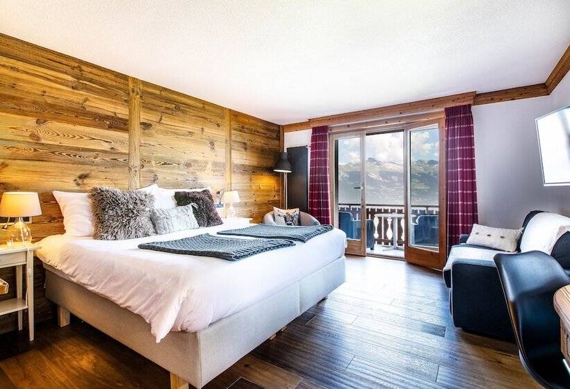 Королевский Номер, Hôtel Chalet Royal