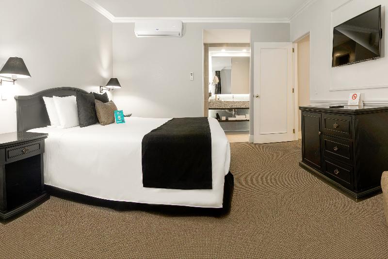 スイート, Dann Carlton Quito