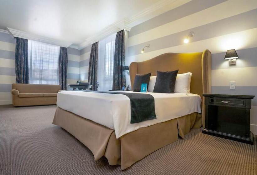 スイート, Dann Carlton Quito