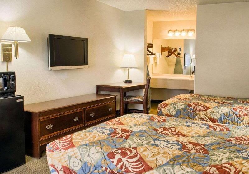 スイート, Dann Carlton Quito