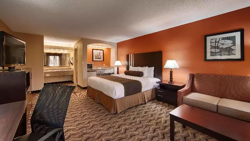اتاق استاندارد با تخت بزرگ, Days Inn By Wyndham Hotel Suites Amman