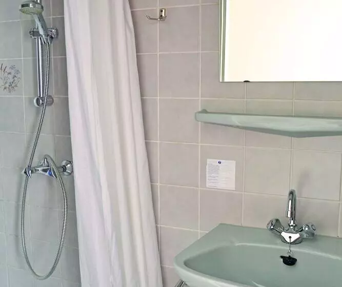 Standard Room, Koogerend