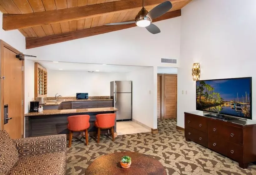 سوییت با چشم‌انداز باغ, Humphreys Half Moon Inn