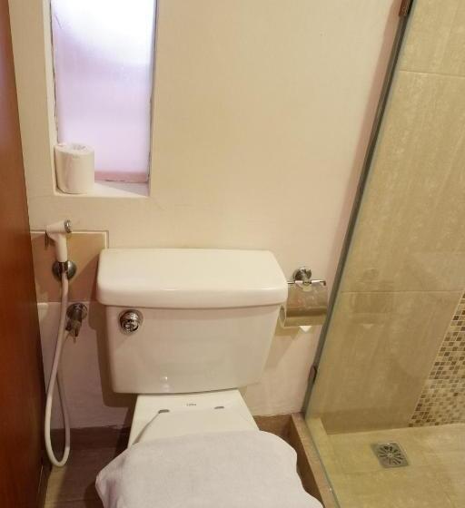 Номер Superior Вид на Бассейн, Ibis Styles Bali Legian