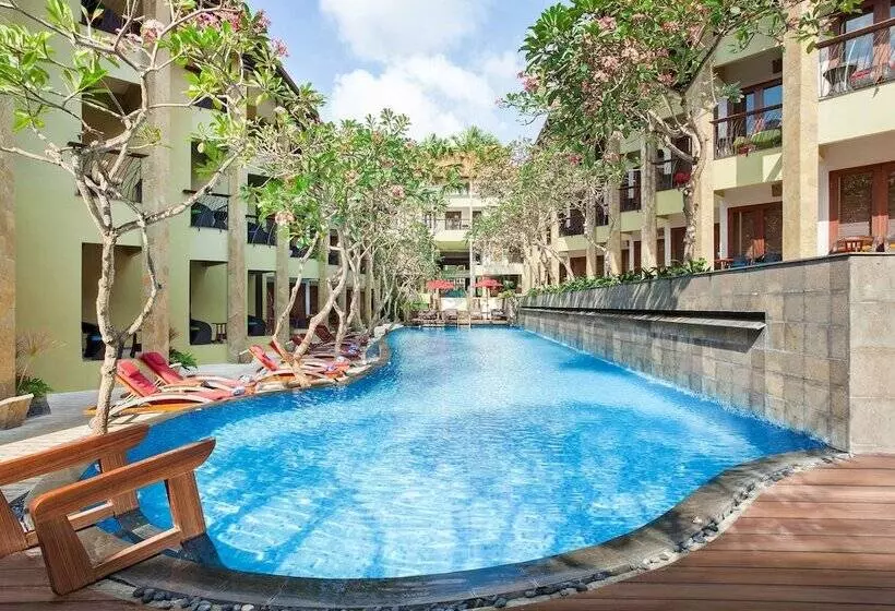 プールの見えるスーペリアルーム, Ibis Styles Bali Legian
