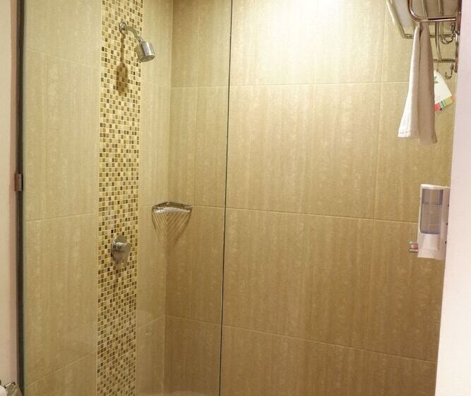 חדר סופריור נוף לבריכה, Ibis Styles Bali Legian