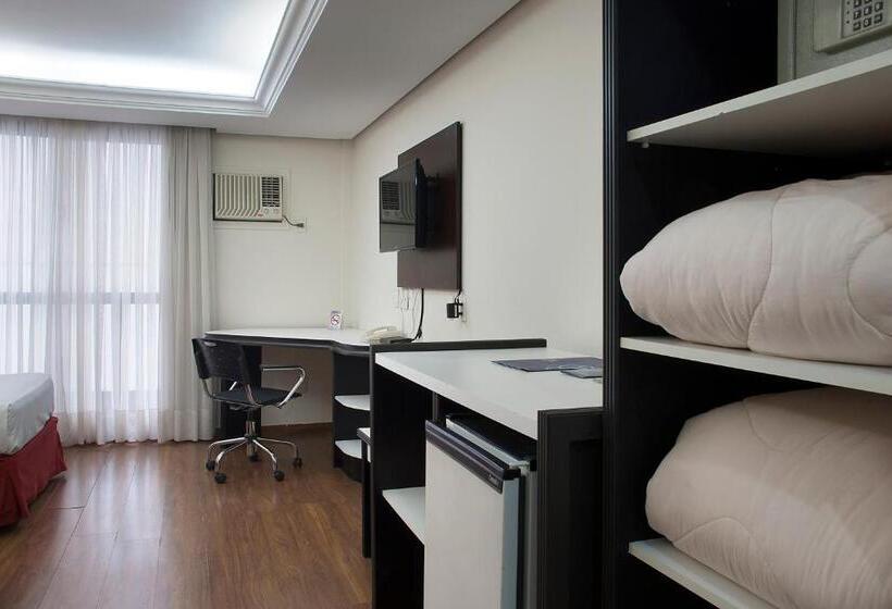 Классический Номер, Master Grande Hotel   Próximo Ao Palácio Do Governo