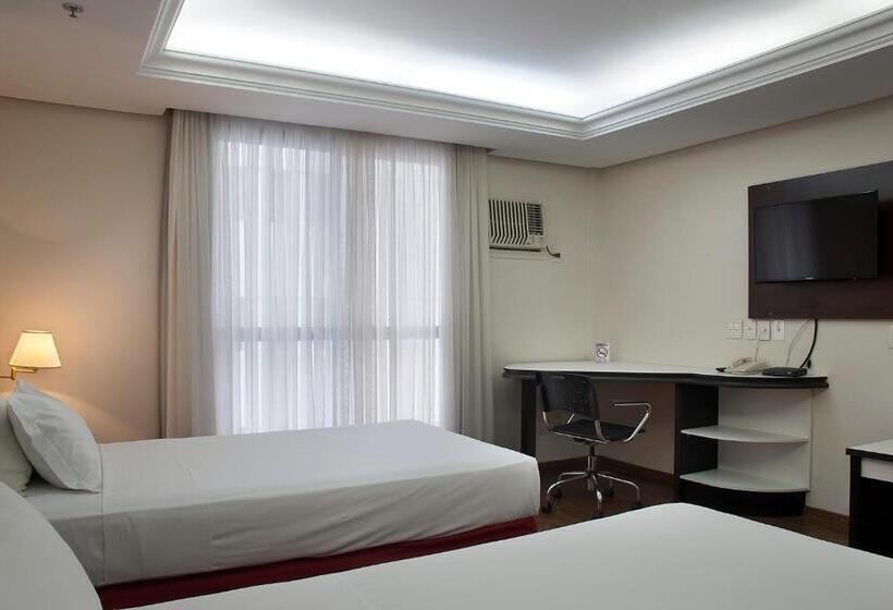Классический Номер, Master Grande Hotel   Próximo Ao Palácio Do Governo