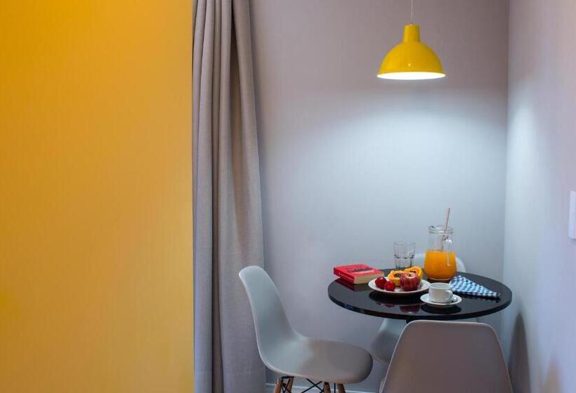 标准三人间, Pousada Do Arvoredo