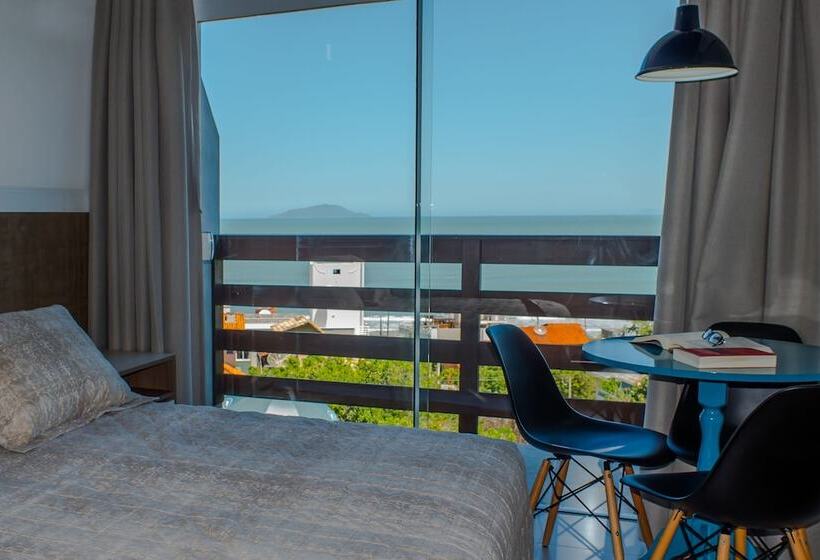 Triple Room Sea View, Pousada Do Arvoredo