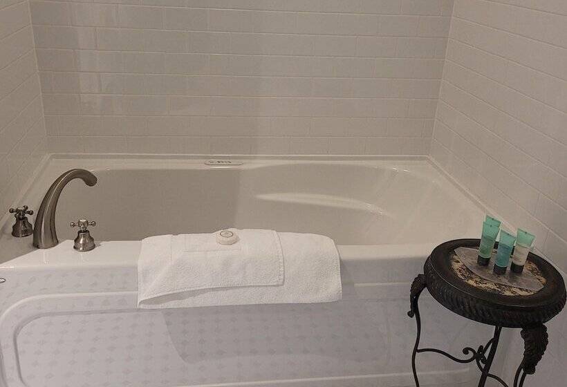 标准间, Prestige Mountain Resort Rossland