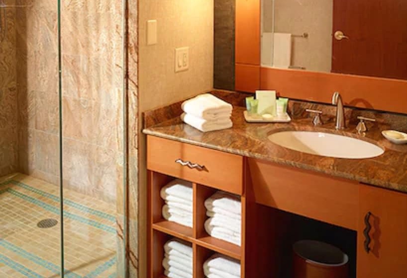 חדר דלוקס, Seneca Niagara Resort & Casino