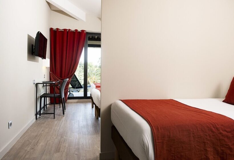 Номер Стандарт Трехместный, Sowell Hotels Saint Tropez