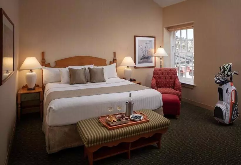 اتاق لوکس با تخت بزرگ, St. Eugene Golf Resort & Casino