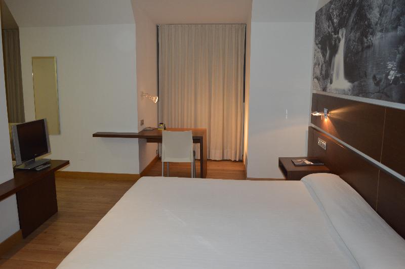 اتاق استاندارد, Spa Odeón