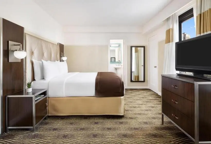 Standard-huone Näkymä, The New Yorker Hotel by Lotte Hotels