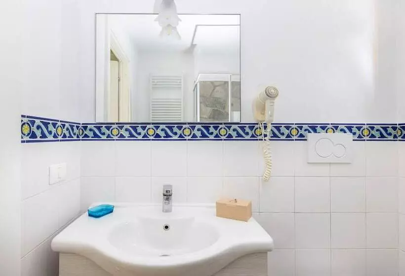 اتاق سوپریور, Casale Antonietta