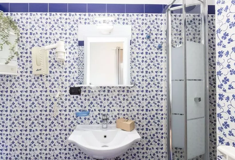 اتاق سوپریور, Casale Antonietta